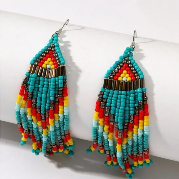 NWT Beaded Fringe Earrings - Picture 4 of 5